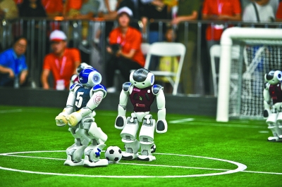 全球首款支持真人对抗AI网球机器人亮相