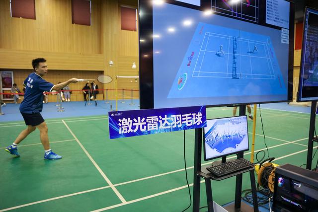 活动解码AI、赛事、消费融合新三角第六届ECOTIME体育年会暨2025福布斯中国体育影响力评选颁奖典礼在杭州成功举办